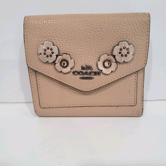 Coach Handbags - Coach Wallet Pebble Leather Tan Beige Small Tifold Compact Floral Damaged Logo